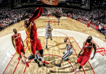 江苏体彩_格纳布里精准射门斩获一球，但对抗低迷引发战术反思