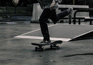 江苏体彩：狄龙关键恶犯与三分失准毁掉火箭20分优势，八换一交易决策终获正名