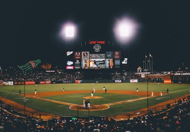 江苏体彩网官网_发光发亮！女子网球手发球慢镜完美截取，睡前再赏成风潮