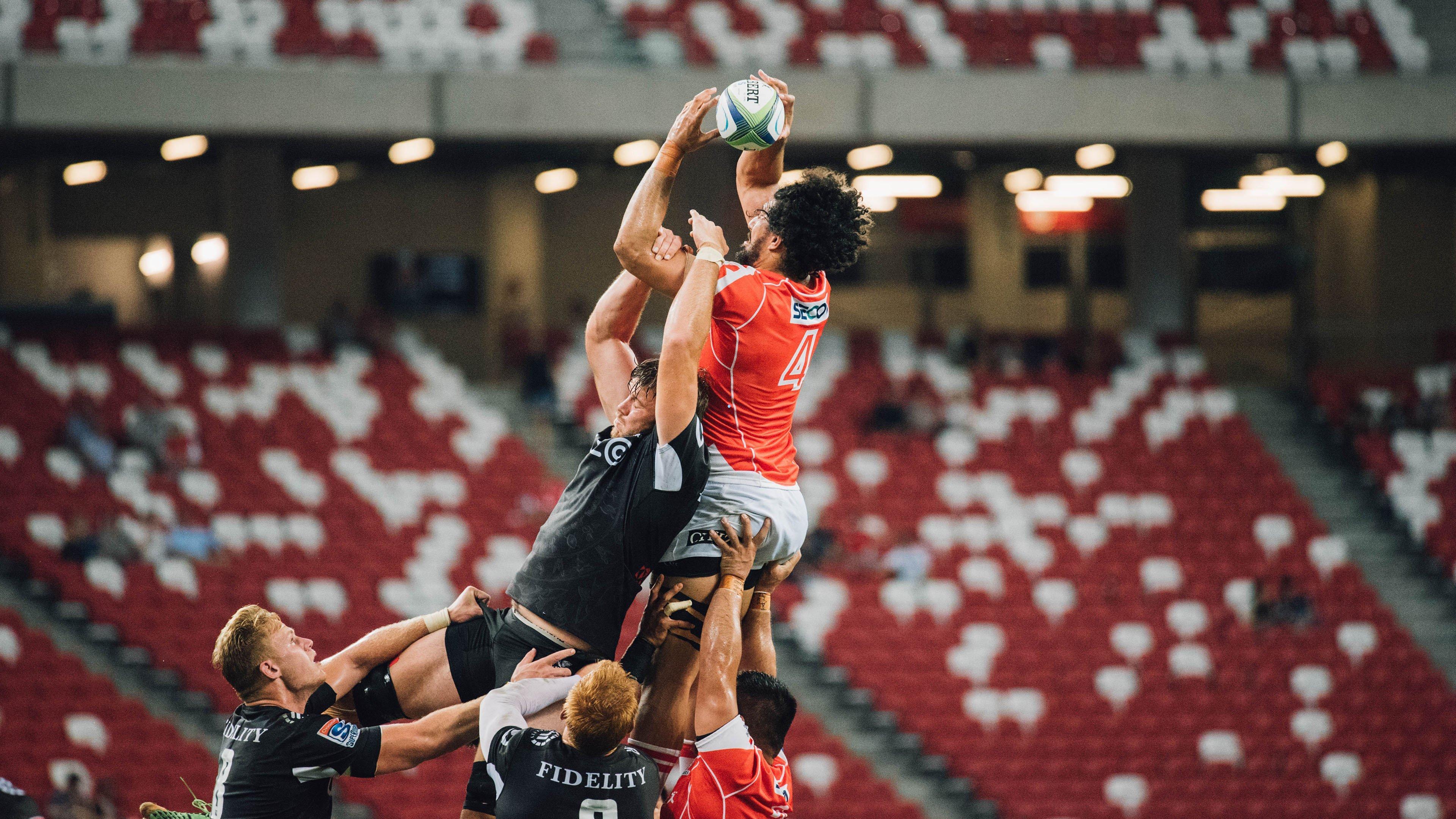 狂揽27分14篮板4盖帽！攻防两端碾压NBA首轮秀，球迷惊叹，离开杜锋后化身周琦二代